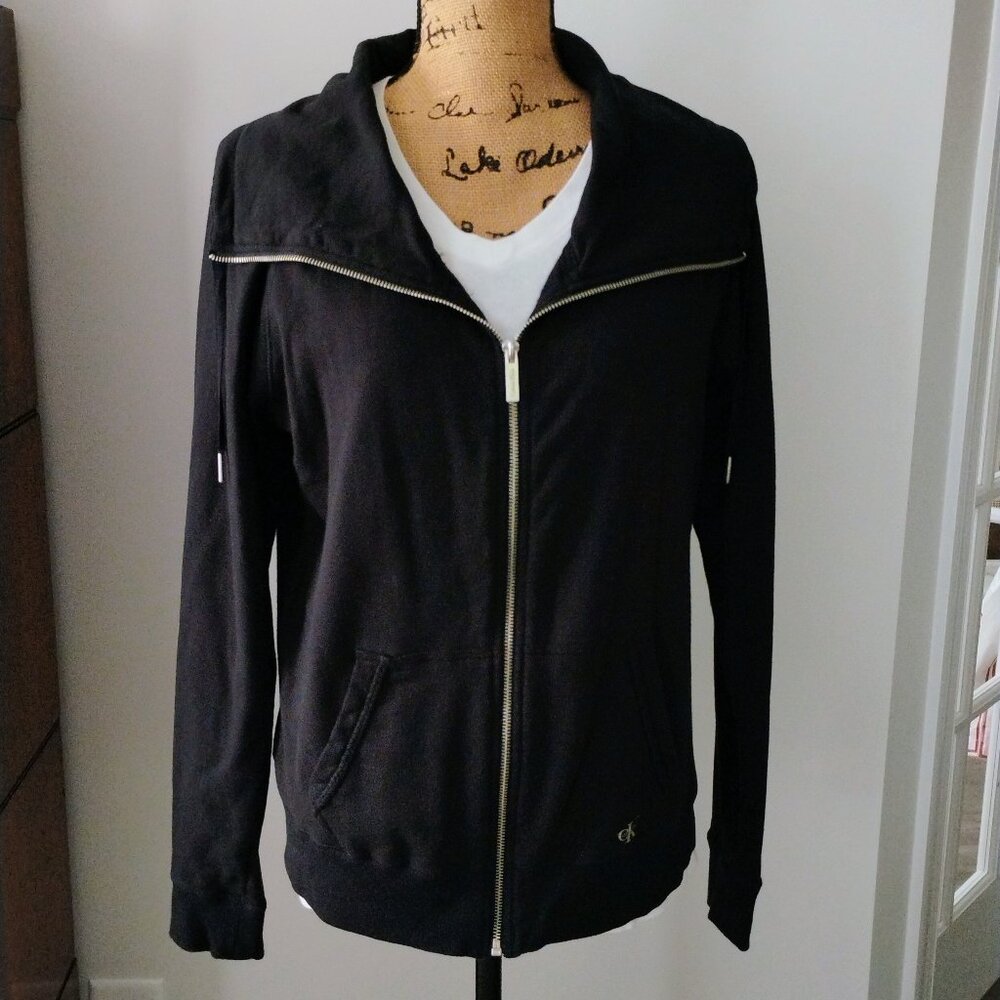 Ladies Calvin Klein Black Zip up Sweatshirt Large, Pre-owned in Nice Condition!